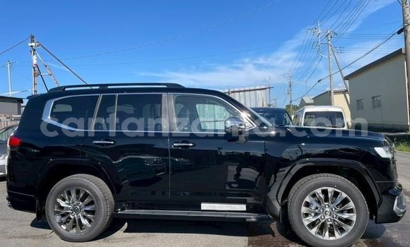 Nunua Ilio tumika Toyota Land Cruiser Nyeusi Gari ndani ya Arusha nchini Arusha Nunua Ilio tumika Toyota Land Cruiser Nyeusi Gari ndani ya Arusha nchini Arusha