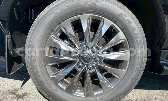 Nunua Ilio tumika Toyota Land Cruiser Nyeusi Gari ndani ya Arusha nchini Arusha Nunua Ilio tumika Toyota Land Cruiser Nyeusi Gari ndani ya Arusha nchini Arusha