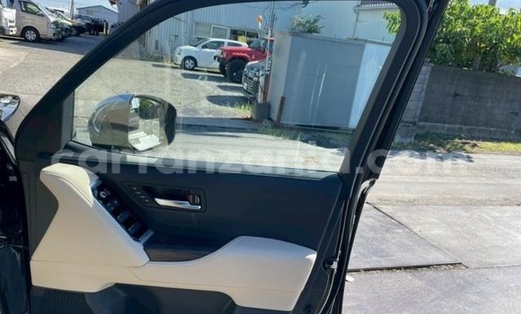 Nunua Ilio tumika Toyota Land Cruiser Nyeusi Gari ndani ya Arusha nchini Arusha Nunua Ilio tumika Toyota Land Cruiser Nyeusi Gari ndani ya Arusha nchini Arusha