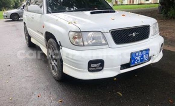 Nunua Ilio tumika Subaru Forester Nyeupe Gari ndani ya Dar es Salaam nchini Dar es Salaam Nunua Ilio tumika Subaru Forester Nyeupe Gari ndani ya Dar es Salaam nchini Dar es Salaam