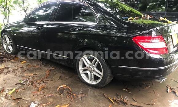 Nunua Ilio tumika Mercedes‒Benz E–Class Nyeusi Gari ndani ya Dar es Salaam nchini Dar es Salaam Nunua Ilio tumika Mercedes‒Benz E–Class Nyeusi Gari ndani ya Dar es Salaam nchini Dar es Salaam