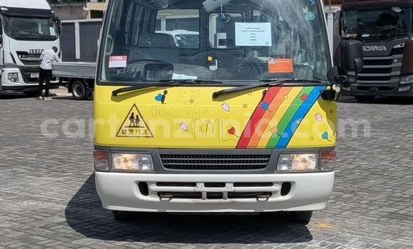 Buy Import Toyota Hiace Other Car in Dar es Salaam in Dar es Salaam Buy Import Toyota Hiace Other Car in Dar es Salaam in Dar es Salaam