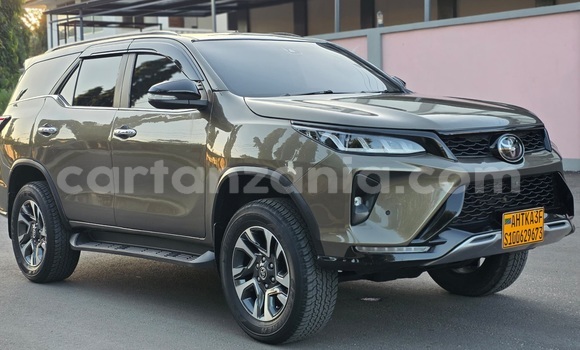 Buy Import Toyota Fortuner Brown Car in Ilala in Dar es Salaam Buy Import Toyota Fortuner Brown Car in Ilala in Dar es Salaam