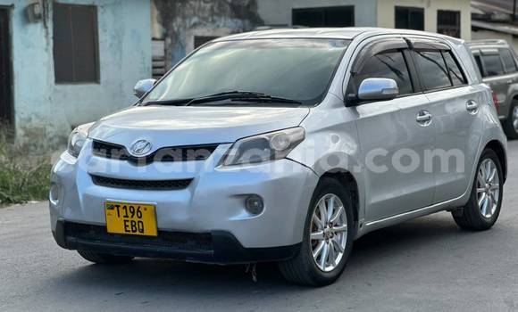 Buy Used Toyota IST Silver Car in Dar es Salaam in Dar es Salaam