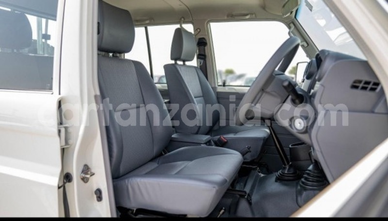 Big with watermark toyota land cruiser dar es salaam dar es salaam 34415