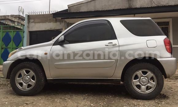 Buy Used Toyota RAV4 Silver Car in Dar es Salaam in Dar es Salaam Buy Used Toyota RAV4 Silver Car in Dar es Salaam in Dar es Salaam