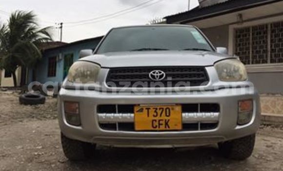 Buy Used Toyota RAV4 Silver Car in Dar es Salaam in Dar es Salaam Buy Used Toyota RAV4 Silver Car in Dar es Salaam in Dar es Salaam