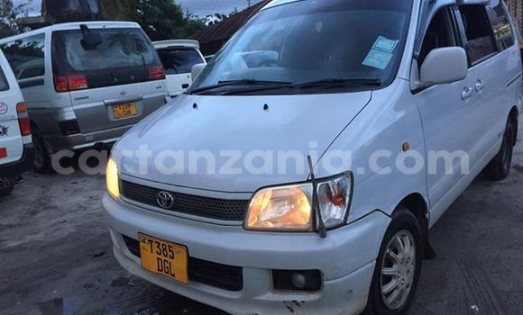 Buy Used Toyota Noah White Car in Dar es Salaam in Dar es Salaam Buy Used Toyota Noah White Car in Dar es Salaam in Dar es Salaam