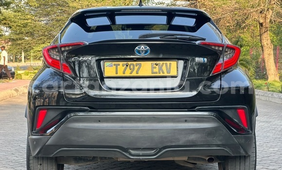 Buy Used Toyota C-HR Black Car in Dar es Salaam in Dar es Salaam Buy Used Toyota C-HR Black Car in Dar es Salaam in Dar es Salaam
