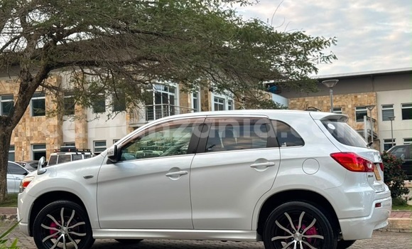 Buy Import Mitsubishi RVR White Car in Dar es Salaam in Dar es Salaam Buy Import Mitsubishi RVR White Car in Dar es Salaam in Dar es Salaam