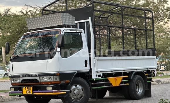 Buy Used Mitsubishi Fuso Fighter White Truck in Dar es Salaam in Dar es Salaam Buy Used Mitsubishi Fuso Fighter White Truck in Dar es Salaam in Dar es Salaam