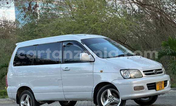 Buy Used Toyota Noah Other Car in Dar es Salaam in Dar es Salaam Buy Used Toyota Noah Other Car in Dar es Salaam in Dar es Salaam