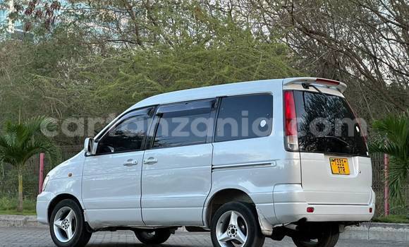 Buy Used Toyota Noah Other Car in Dar es Salaam in Dar es Salaam Buy Used Toyota Noah Other Car in Dar es Salaam in Dar es Salaam