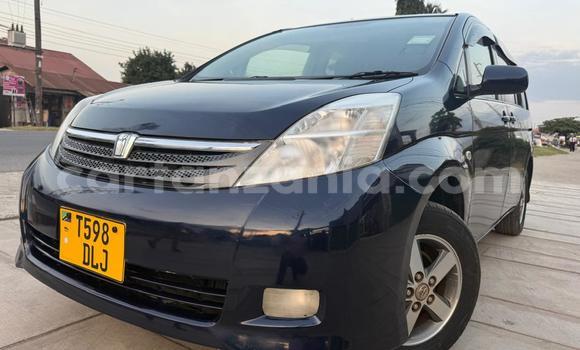 Buy Used Toyota ISis Blue Car in Dar es Salaam in Dar es Salaam