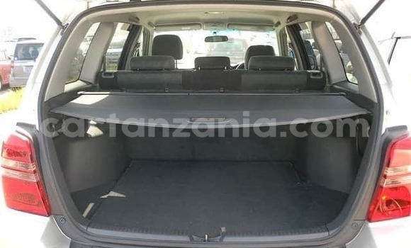 Buy Used Toyota Kluger Silver Car in Dar es Salaam in Dar es Salaam Buy Used Toyota Kluger Silver Car in Dar es Salaam in Dar es Salaam