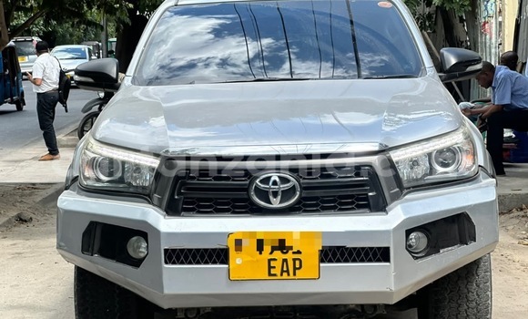 Buy Used Toyota Hilux Silver Car in Dar es Salaam in Dar es Salaam