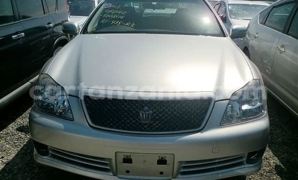 Buy Used Toyota Crown Silver Car in Dar es Salaam in Dar es Salaam Buy Used Toyota Crown Silver Car in Dar es Salaam in Dar es Salaam