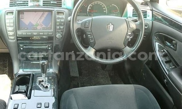 Buy Used Toyota Crown Silver Car in Dar es Salaam in Dar es Salaam Buy Used Toyota Crown Silver Car in Dar es Salaam in Dar es Salaam