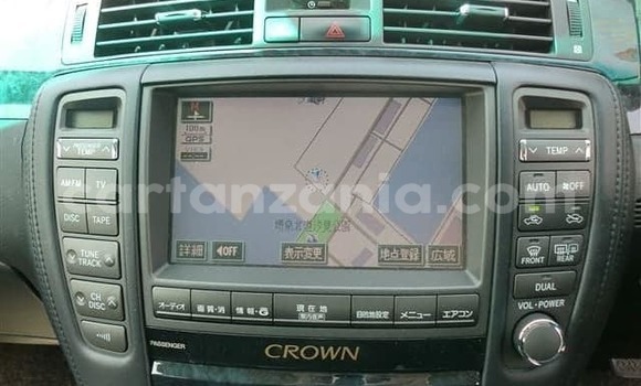 Buy Used Toyota Crown Silver Car in Dar es Salaam in Dar es Salaam Buy Used Toyota Crown Silver Car in Dar es Salaam in Dar es Salaam