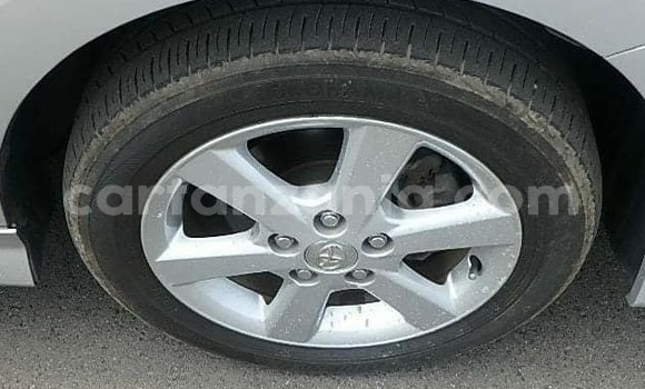 Nunua Ilio tumika Toyota ISis Fedha Gari ndani ya Dar es Salaam nchini Dar es Salaam Nunua Ilio tumika Toyota ISis Fedha Gari ndani ya Dar es Salaam nchini Dar es Salaam