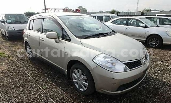 Nunua Ilio tumika Nissan Tiida Fedha Gari ndani ya Dar es Salaam nchini Dar es Salaam Nunua Ilio tumika Nissan Tiida Fedha Gari ndani ya Dar es Salaam nchini Dar es Salaam