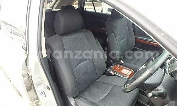 Nunua Ilio tumika Toyota Harrier Fedha Gari ndani ya Dar es Salaam nchini Dar es Salaam Nunua Ilio tumika Toyota Harrier Fedha Gari ndani ya Dar es Salaam nchini Dar es Salaam