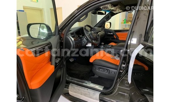 Nunua Imported Lexus LX Nyeusi Gari ndani ya Import - Dubai nchini Arusha Nunua Imported Lexus LX Nyeusi Gari ndani ya Import - Dubai nchini Arusha
