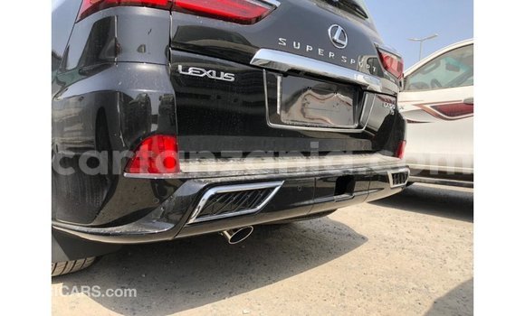 Nunua Imported Lexus LX Nyeusi Gari ndani ya Import - Dubai nchini Arusha Nunua Imported Lexus LX Nyeusi Gari ndani ya Import - Dubai nchini Arusha