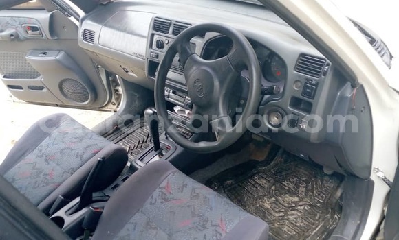 Buy Used Toyota RAV4 White Car in Dar es Salaam in Dar es Salaam Buy Used Toyota RAV4 White Car in Dar es Salaam in Dar es Salaam