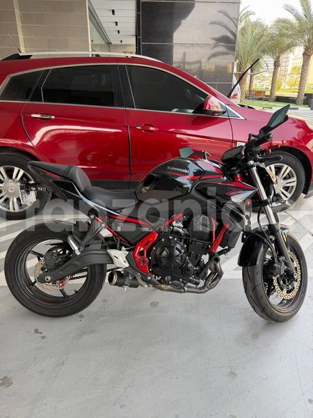 Kawasaki -Z900RSフューエルタンク-テールカウルセット Buy used kawasaki z beige bike in arusha in arusha - cartanzania