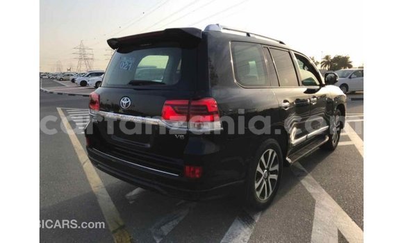 Buy Import Toyota Land Cruiser Black Car in Import - Dubai in Arusha Buy Import Toyota Land Cruiser Black Car in Import - Dubai in Arusha