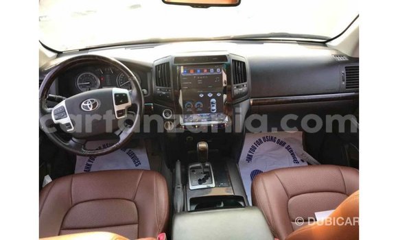 Buy Import Toyota Land Cruiser Black Car in Import - Dubai in Arusha Buy Import Toyota Land Cruiser Black Car in Import - Dubai in Arusha