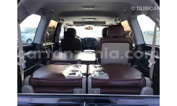 Buy Import Toyota Land Cruiser Black Car in Import - Dubai in Arusha Buy Import Toyota Land Cruiser Black Car in Import - Dubai in Arusha