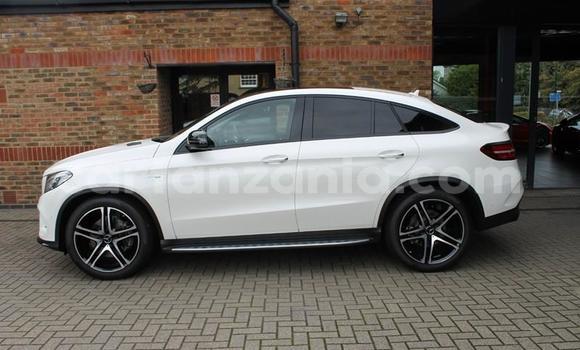 Buy Used Mercedes‒Benz GLC White Car in Arusha in Arusha Buy Used Mercedes‒Benz GLC White Car in Arusha in Arusha