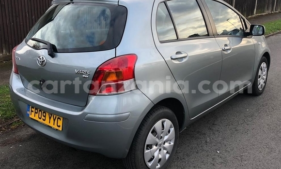 Nunua Ilio tumika Toyota Yaris Bluu Gari ndani ya Arusha nchini Arusha Nunua Ilio tumika Toyota Yaris Bluu Gari ndani ya Arusha nchini Arusha