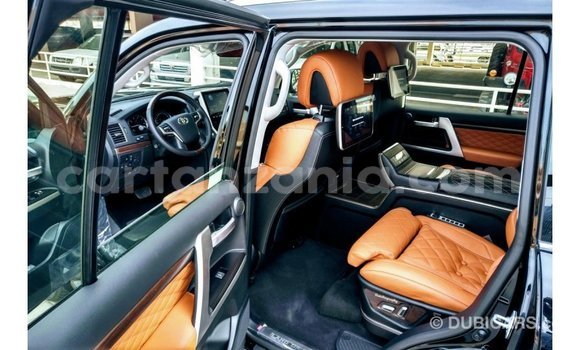 Nunua Imported Toyota Land Cruiser Nyeusi Gari ndani ya Import - Dubai nchini Arusha Nunua Imported Toyota Land Cruiser Nyeusi Gari ndani ya Import - Dubai nchini Arusha