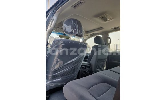Buy Import Toyota Land Cruiser Black Car in Import - Dubai in Arusha Buy Import Toyota Land Cruiser Black Car in Import - Dubai in Arusha