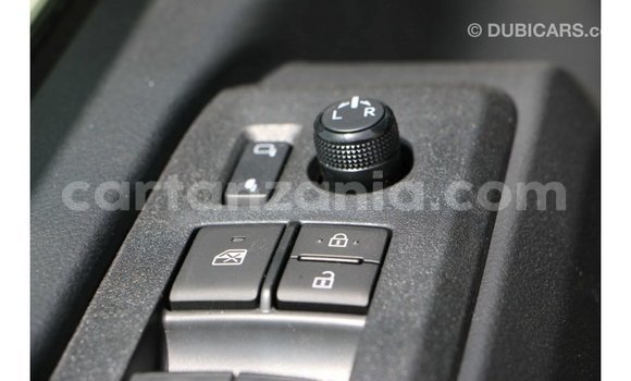 Nunua Imported Toyota Hiace Nyeupe Gari ndani ya Import - Dubai nchini Arusha Nunua Imported Toyota Hiace Nyeupe Gari ndani ya Import - Dubai nchini Arusha