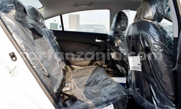 Buy Import Kia Cerato White Car in Import - Dubai in Arusha Buy Import Kia Cerato White Car in Import - Dubai in Arusha