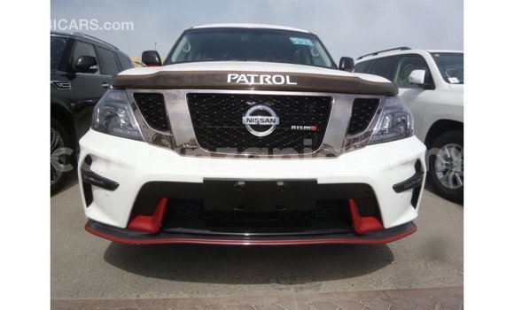 Buy Import Nissan Patrol White Car in Import - Dubai in Arusha Buy Import Nissan Patrol White Car in Import - Dubai in Arusha