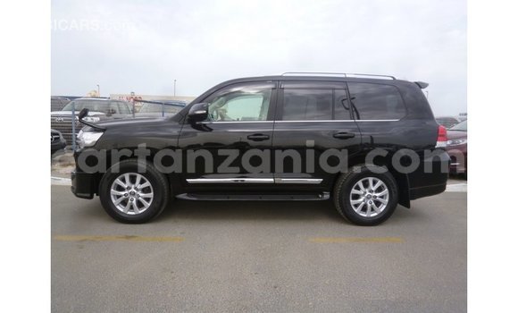 Nunua Imported Toyota Land Cruiser Nyeusi Gari ndani ya Import - Dubai nchini Arusha Nunua Imported Toyota Land Cruiser Nyeusi Gari ndani ya Import - Dubai nchini Arusha