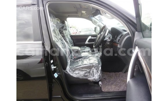 Nunua Imported Toyota Land Cruiser Nyeusi Gari ndani ya Import - Dubai nchini Arusha Nunua Imported Toyota Land Cruiser Nyeusi Gari ndani ya Import - Dubai nchini Arusha
