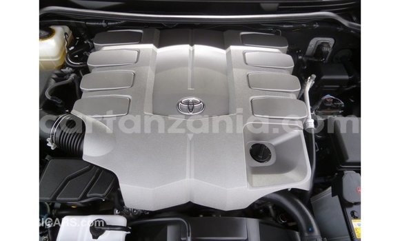 Nunua Imported Toyota Land Cruiser Nyeusi Gari ndani ya Import - Dubai nchini Arusha Nunua Imported Toyota Land Cruiser Nyeusi Gari ndani ya Import - Dubai nchini Arusha