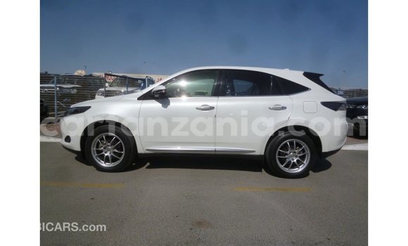 Buy Import Toyota Harrier White Car in Import - Dubai in Arusha Buy Import Toyota Harrier White Car in Import - Dubai in Arusha