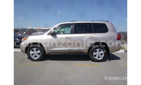 Nunua Imported Toyota Land Cruiser Nyingine Gari ndani ya Import - Dubai nchini Arusha Nunua Imported Toyota Land Cruiser Nyingine Gari ndani ya Import - Dubai nchini Arusha