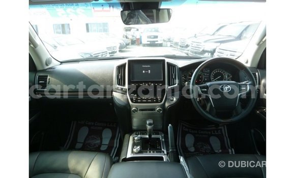 Nunua Imported Toyota Land Cruiser Nyingine Gari ndani ya Import - Dubai nchini Arusha Nunua Imported Toyota Land Cruiser Nyingine Gari ndani ya Import - Dubai nchini Arusha