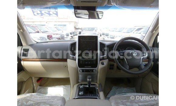 Nunua Imported Toyota Land Cruiser Nyingine Gari ndani ya Import - Dubai nchini Arusha Nunua Imported Toyota Land Cruiser Nyingine Gari ndani ya Import - Dubai nchini Arusha