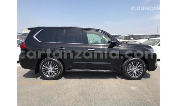 Nunua Imported Lexus LX Nyeusi Gari ndani ya Import - Dubai nchini Arusha Nunua Imported Lexus LX Nyeusi Gari ndani ya Import - Dubai nchini Arusha