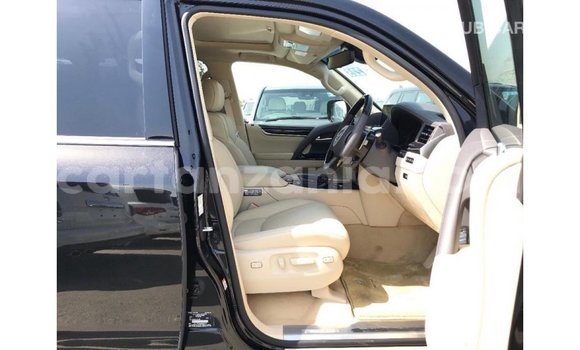 Nunua Imported Lexus LX Nyeusi Gari ndani ya Import - Dubai nchini Arusha Nunua Imported Lexus LX Nyeusi Gari ndani ya Import - Dubai nchini Arusha