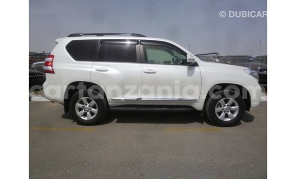 Nunua Imported Toyota Prado Nyeupe Gari ndani ya Import - Dubai nchini Arusha Nunua Imported Toyota Prado Nyeupe Gari ndani ya Import - Dubai nchini Arusha